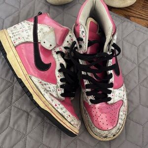 Nike Pink and White Patterned High-Tops